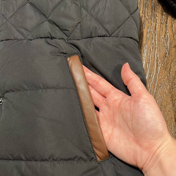 Free Country down alternative puffer jacket with faux fur lined hood size M - Picture 3 of 6